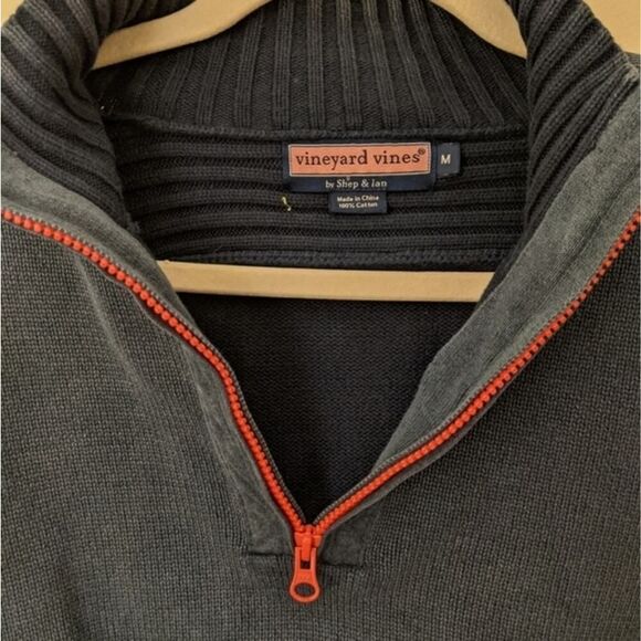 Vineyard Vines Navy Quarter Zip Medium - Picture 3 of 4